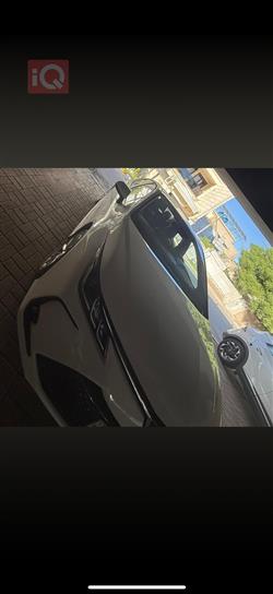 تۆیۆتا کۆرۆلا